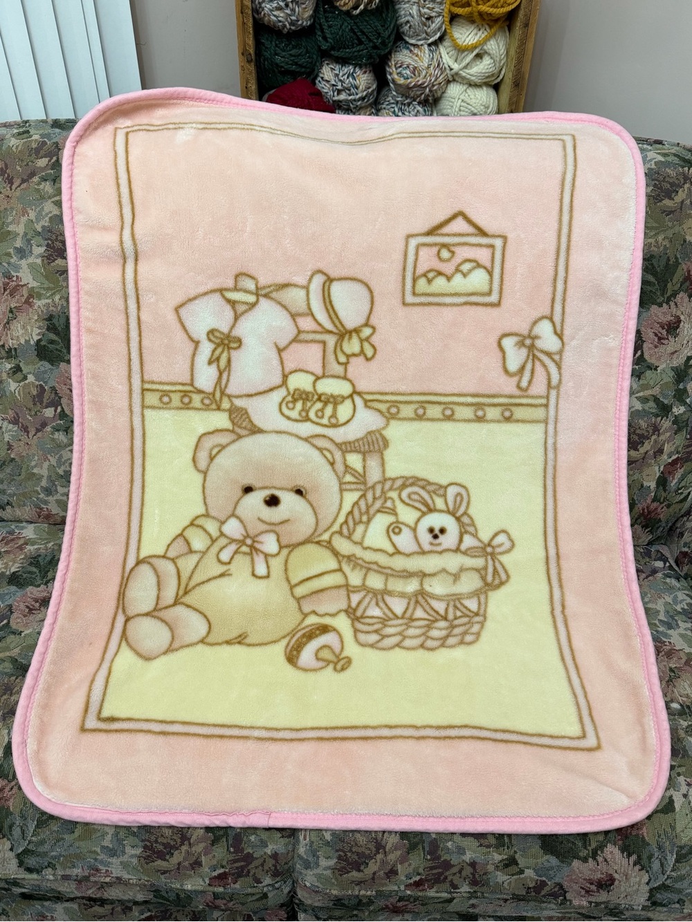 Vintage Velour Baby Blanket very soft 40”x30”